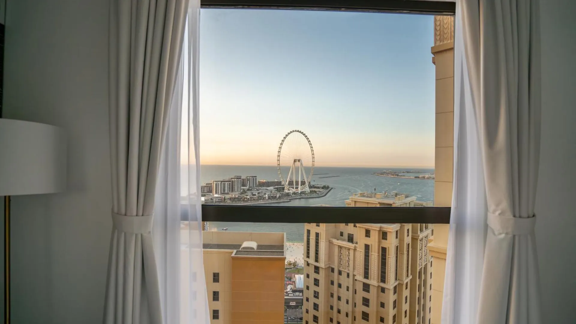 Gma Amwaj 2Br Sea View High Floor Apartment Dubai 0*,