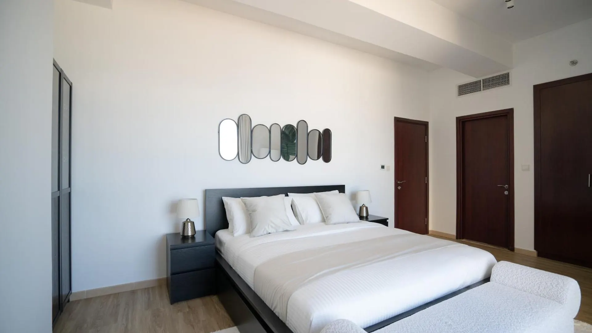 Gma Amwaj 2Br Sea View High Floor Apartment Dubai