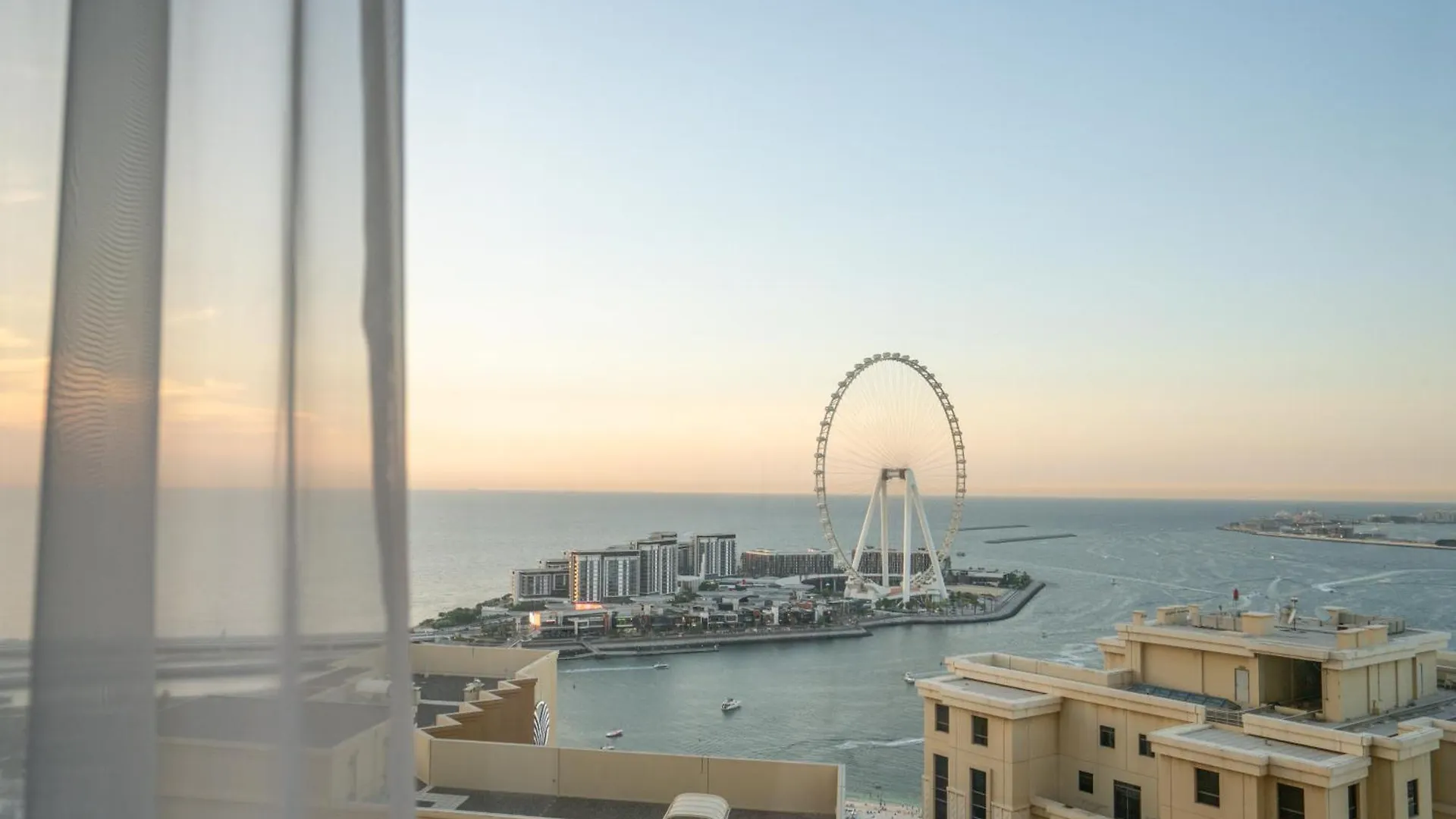 ドバイGma Amwaj 2Br Sea View High Floorアパートメント 0*, ドバイ