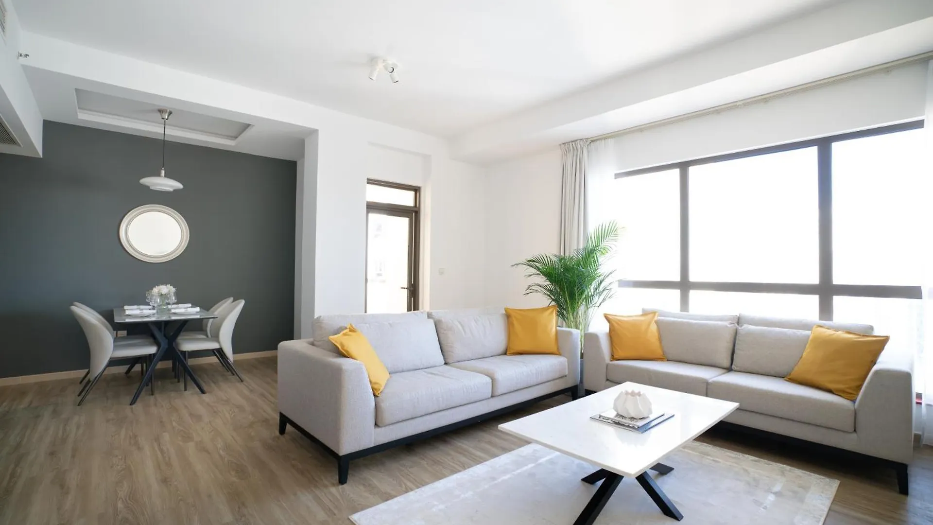 ドバイGma Amwaj 2Br Sea View High Floorアパートメント