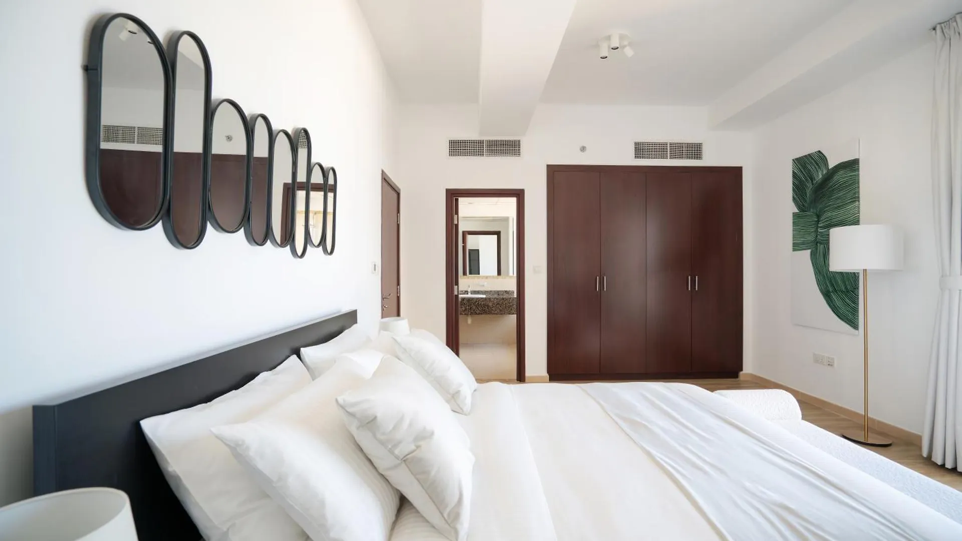 ドバイGma Amwaj 2Br Sea View High Floorアパートメント ドバイ
