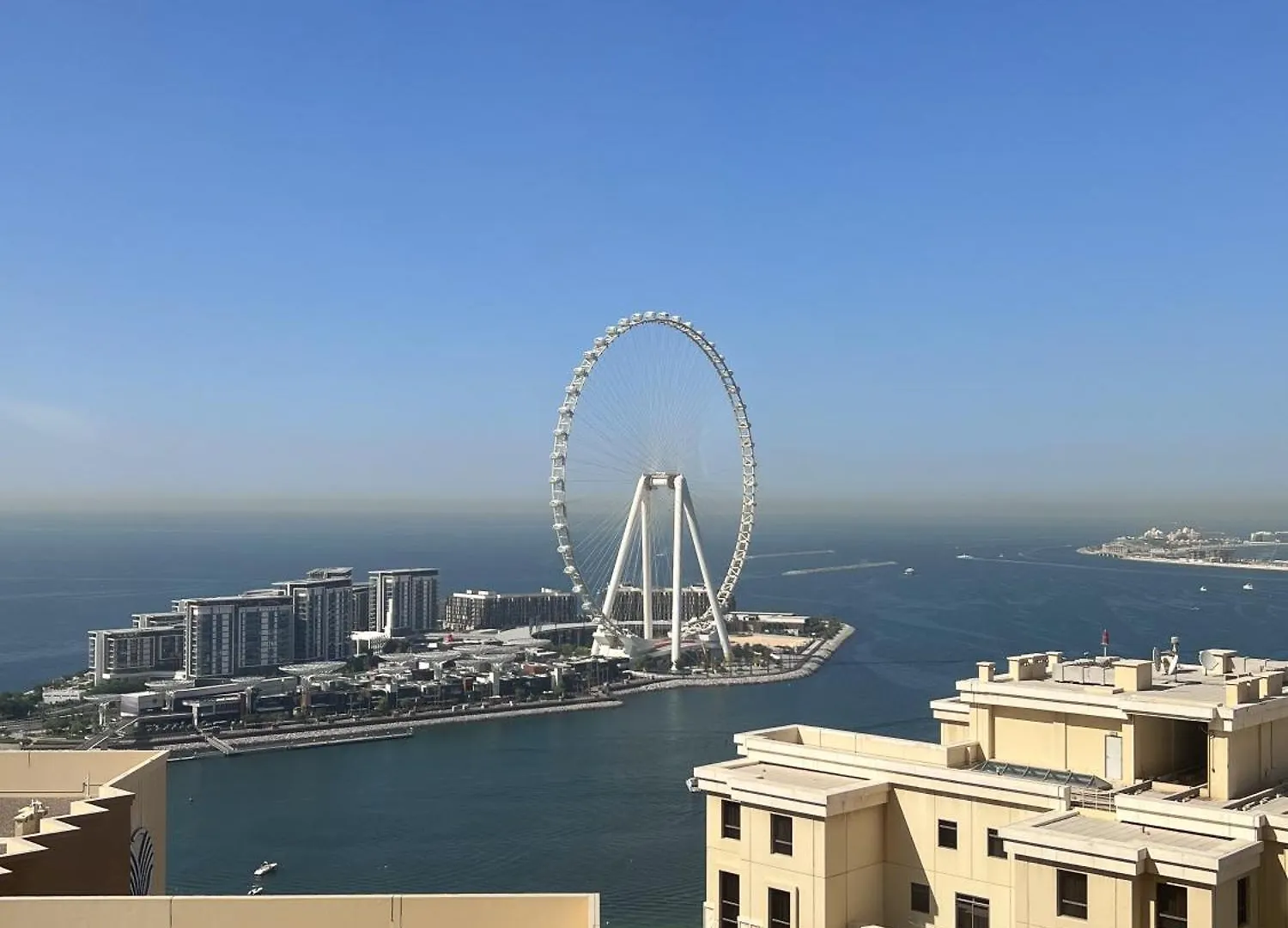 ドバイGma Amwaj 2Br Sea View High Floorアパートメント ドバイ